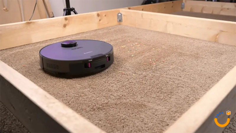جارو برقی رباتیک روی فرش