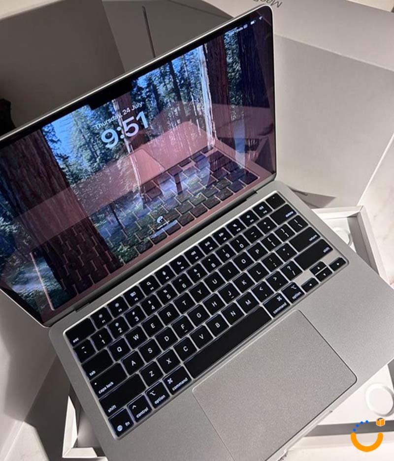 مقایسه لپ تاپ و آیپد